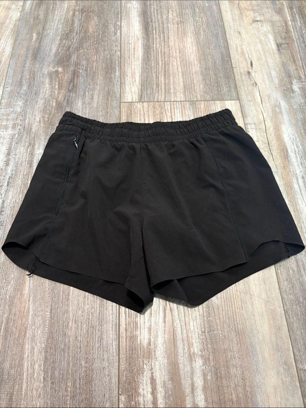 Athleta Girl Heart the Hustle Black Shorts size 14